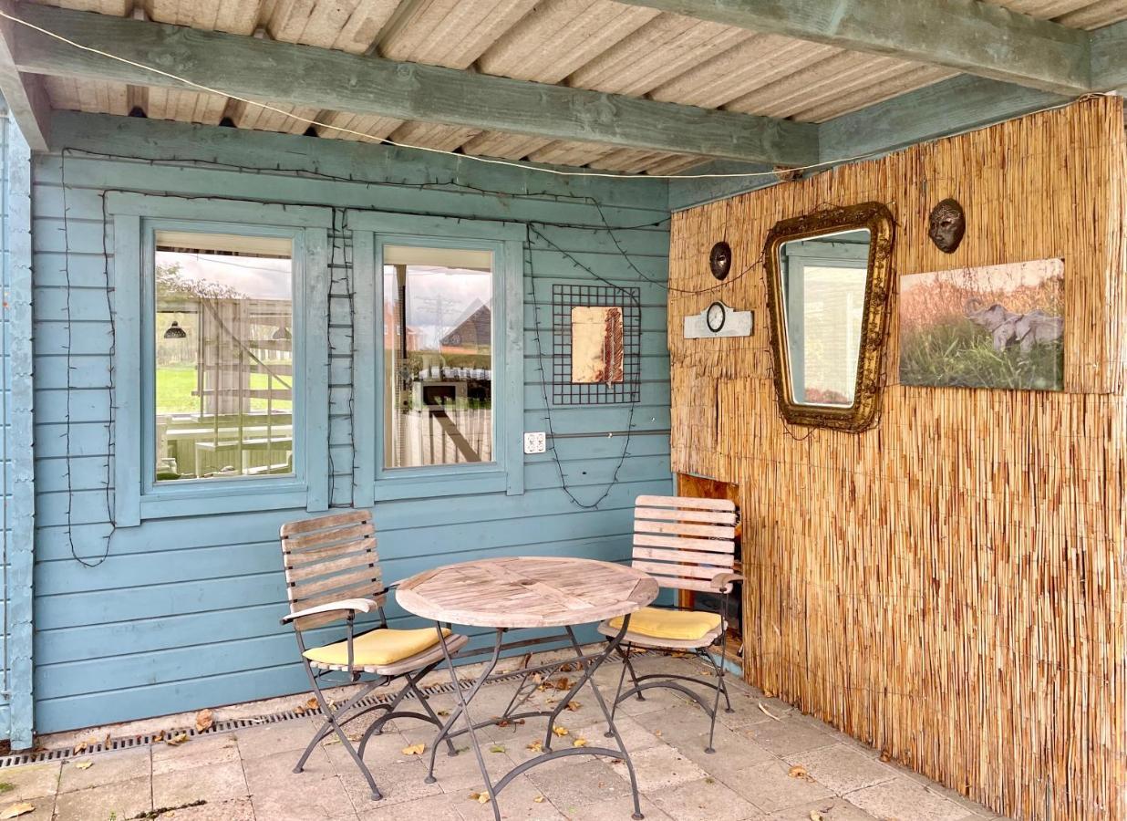 Artistiek Vakantiehuisje Hulst Exterior foto